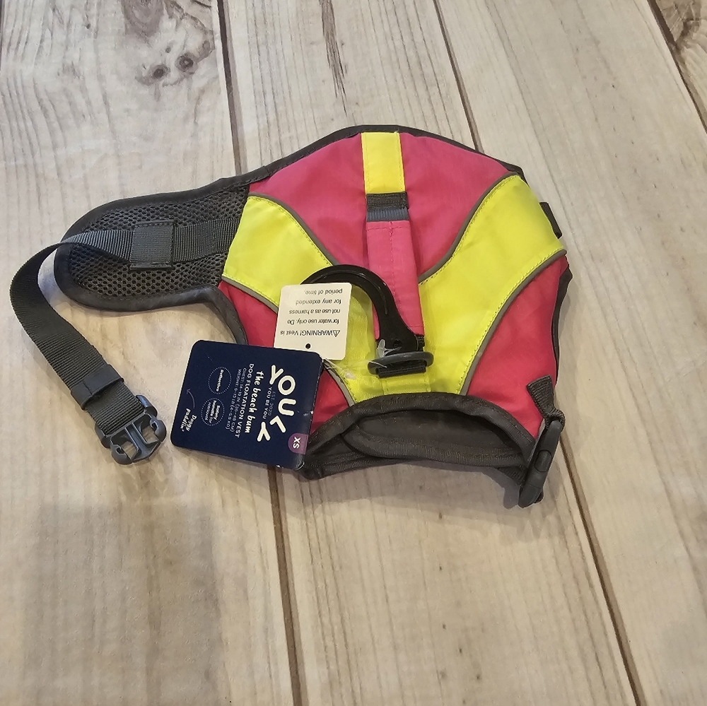 Dog life jacket